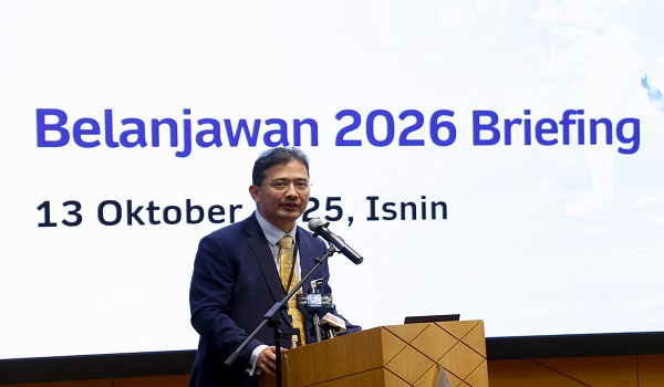 Ketua Setiausaha Perbendaharaan Kementerian Kewangan Datuk Johan Mahmood Merican berucap pada perdebatan pasca Belanjawan 2026 di AICB Centre of Excellence di ibu negara/BERNAMA